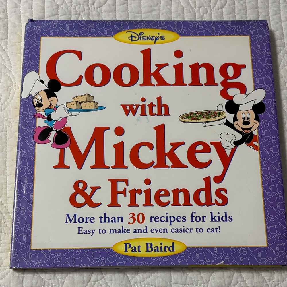Vintage 1998 Disney's Cooking with Mickey & Friends Recipe Book Hardcover